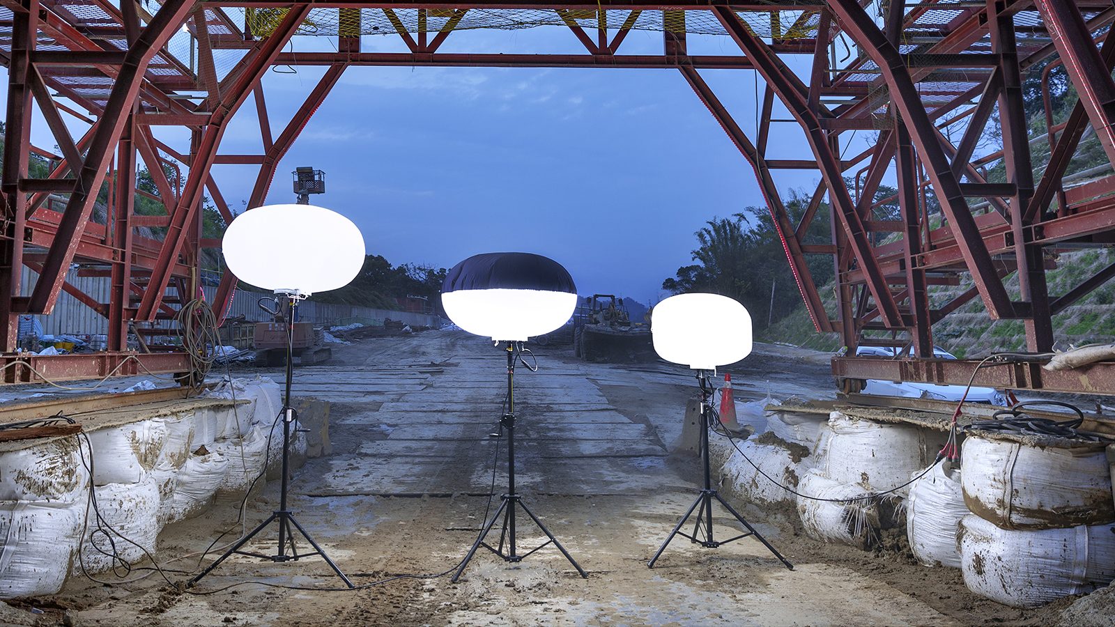 Infrastructure LED work light temporary balloon light