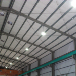天井燈安裝於鋼鐵廠